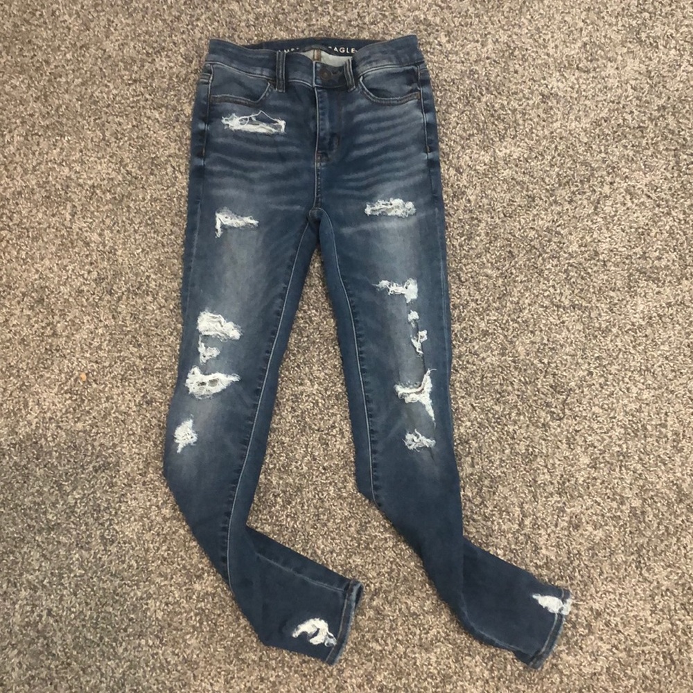 American Eagle dark wash ripped jeans size 0 regular